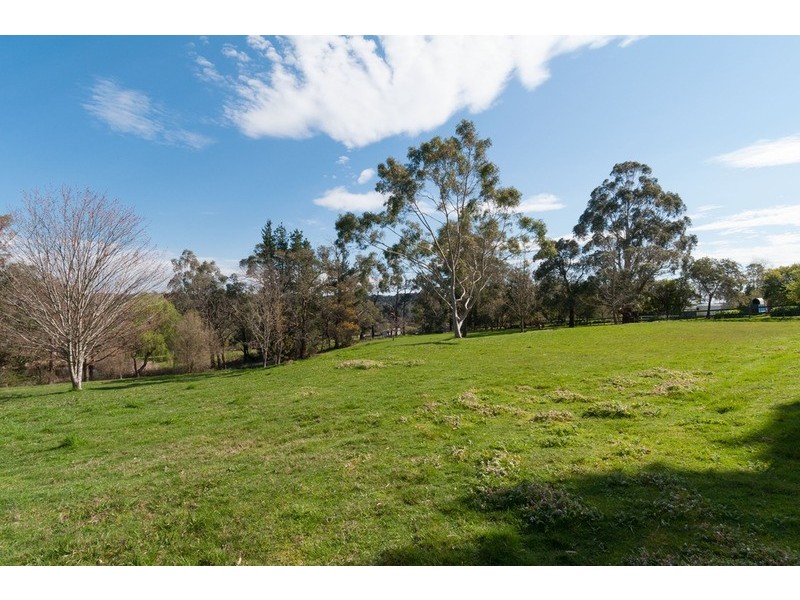 20 Bailey Grove, Wandin North VIC 3139