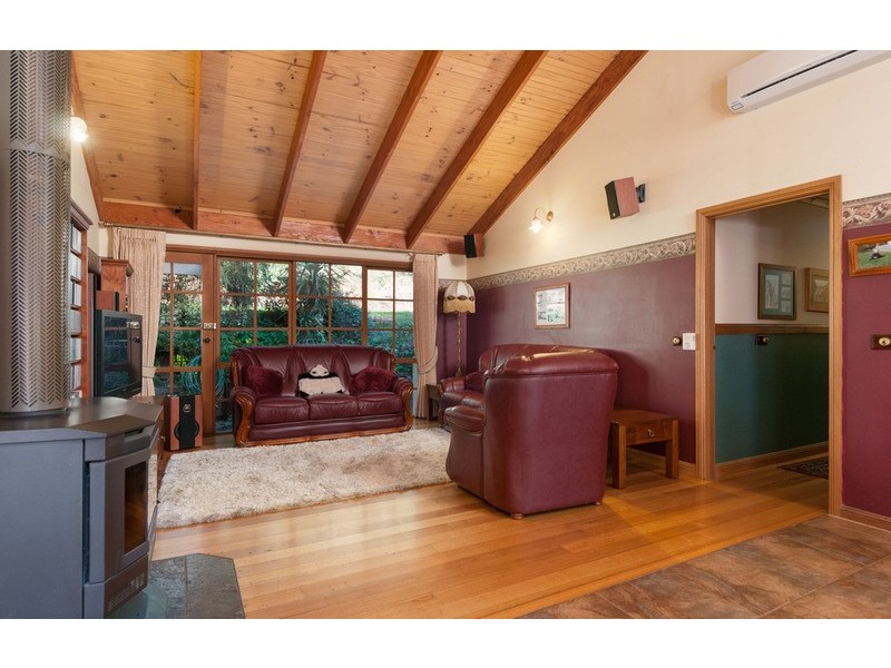 16-18 Nekla  Street, Mount Evelyn VIC 3796