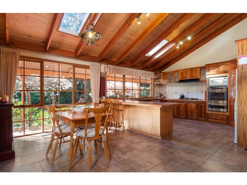 16-18 Nekla  Street, Mount Evelyn VIC 3796