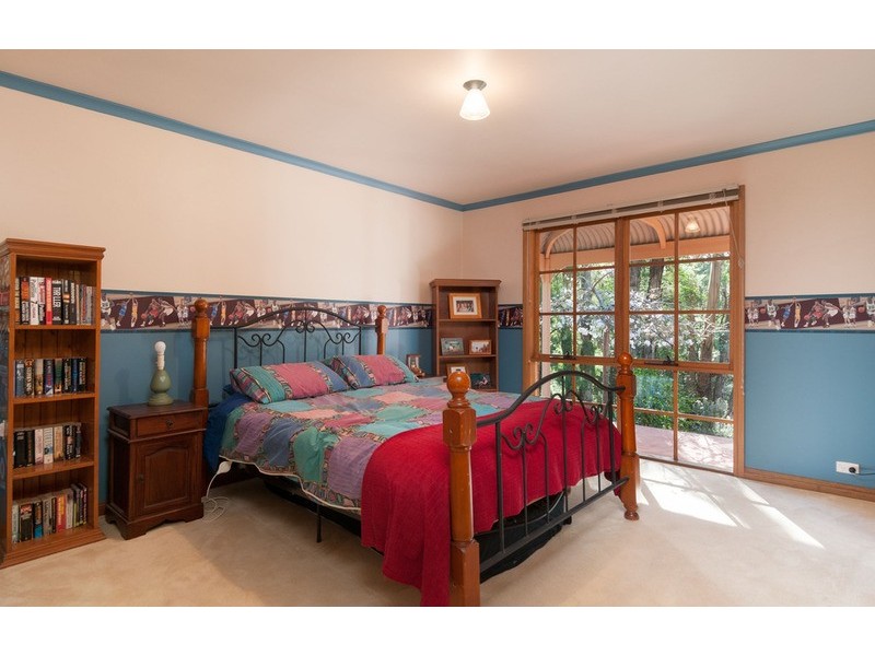 16-18 Nekla  Street, Mount Evelyn VIC 3796