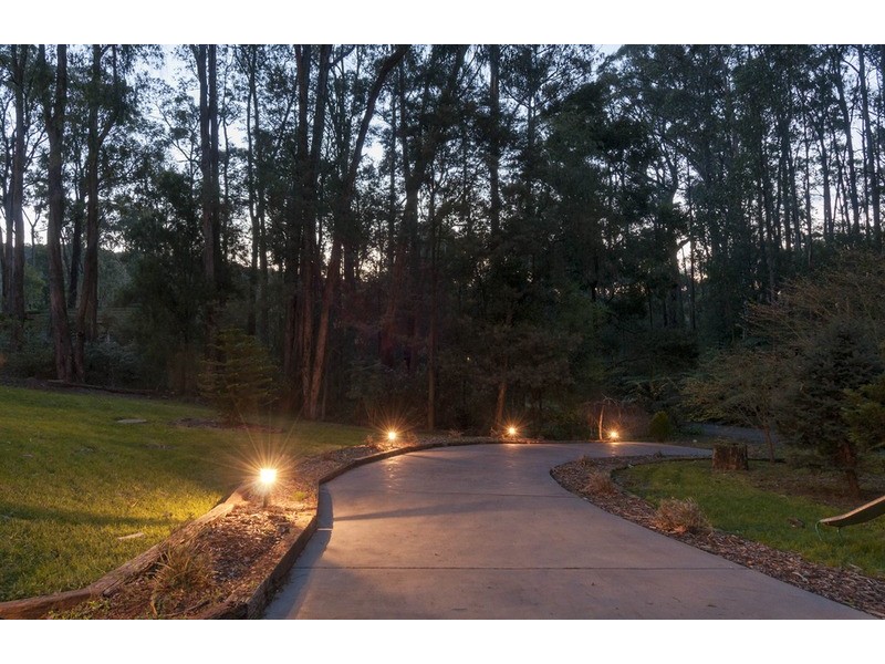 16-18 Nekla  Street, Mount Evelyn VIC 3796