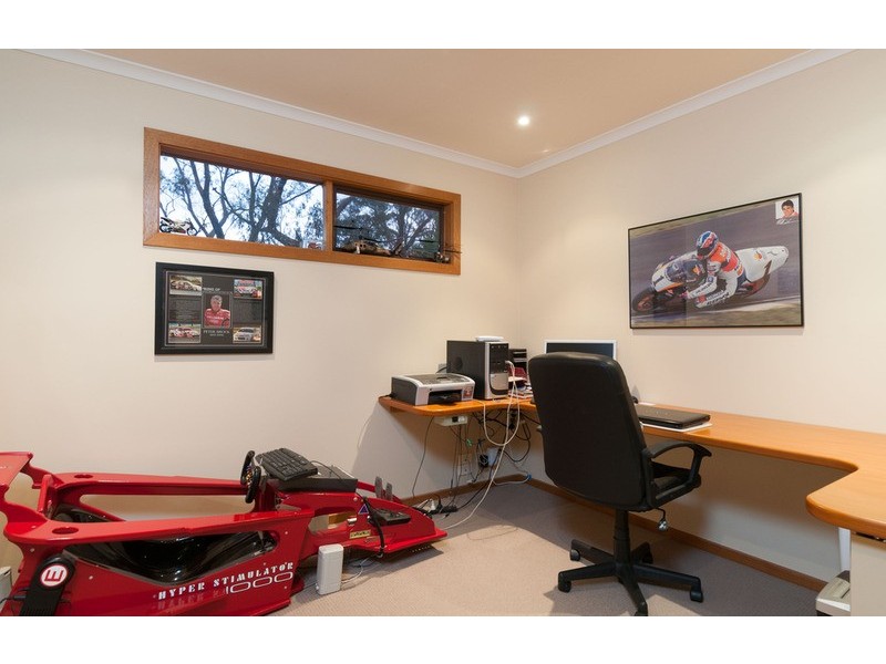 13-15 Sycamore  Grove, Mount Evelyn VIC 3796