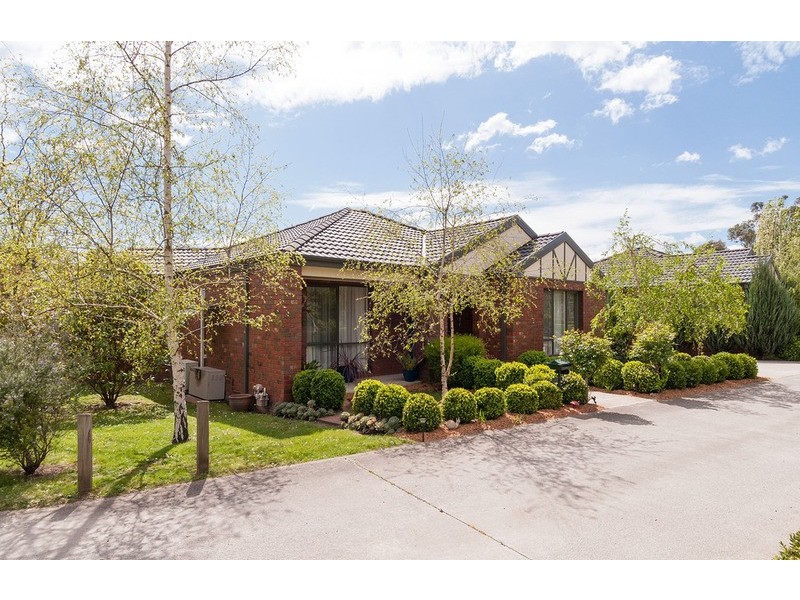 8/19 Prospect Road, Wandin North VIC 3139