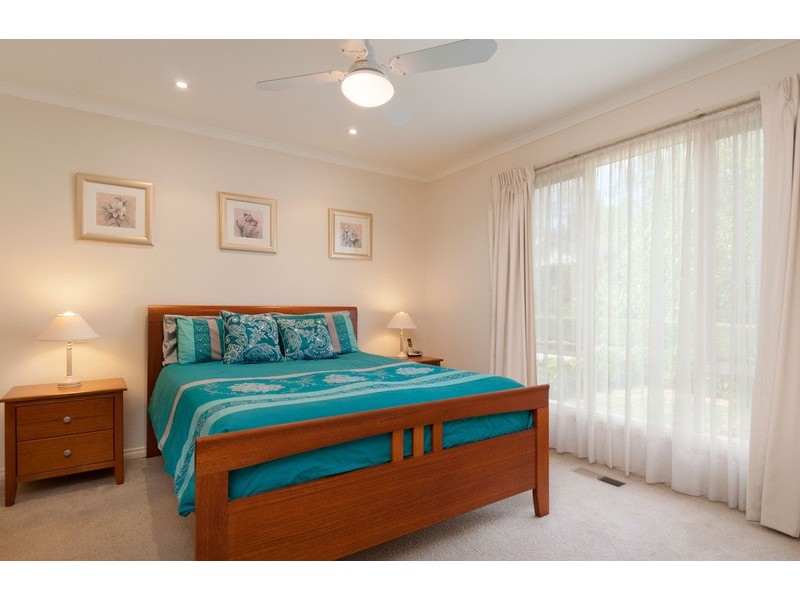 8/19 Prospect Road, Wandin North VIC 3139