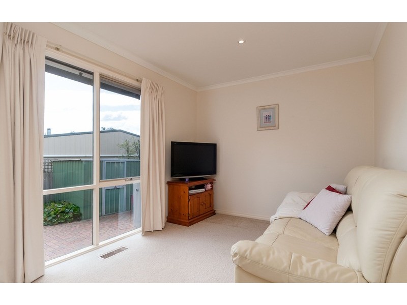 8/19 Prospect Road, Wandin North VIC 3139