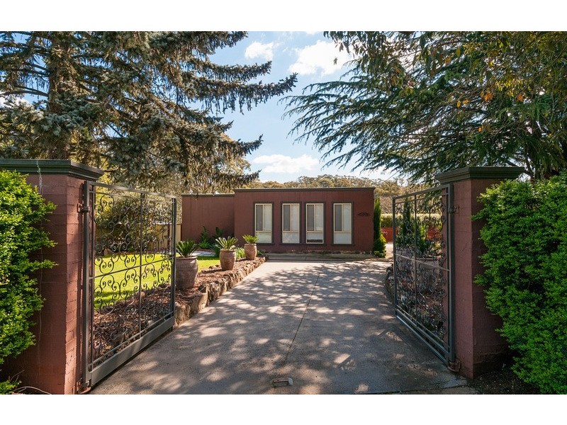 10 Bourbon Street, Silvan VIC 3795