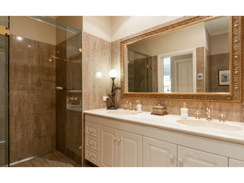 515 Beenak Road, Seville VIC 3139