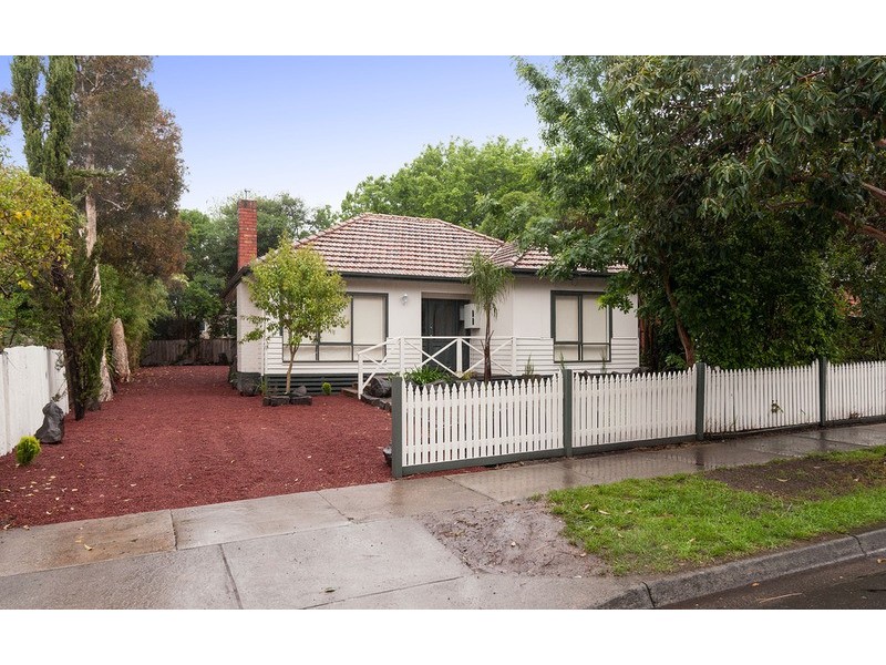 15 Devon Street, Croydon VIC 3136