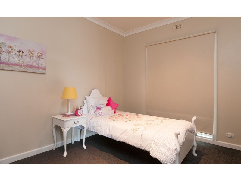 15 Devon Street, Croydon VIC 3136