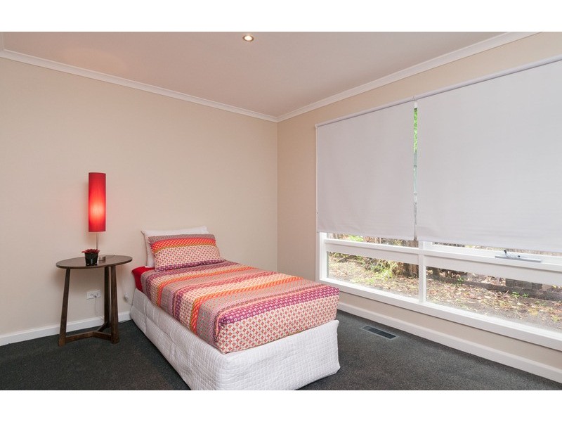 15 Devon Street, Croydon VIC 3136