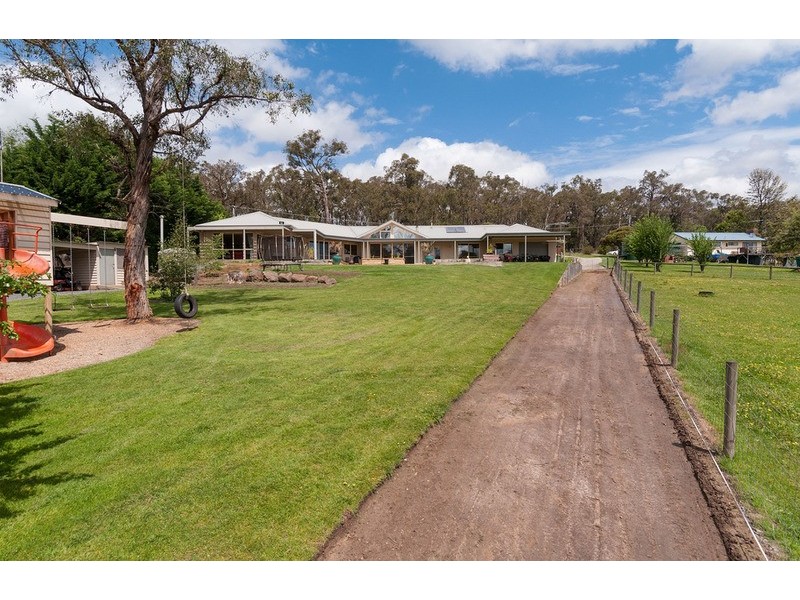 165a Bailey Road, Mount Evelyn VIC 3796