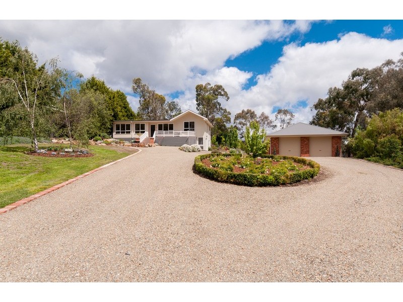 34 Warburton Highway, Lilydale VIC 3140