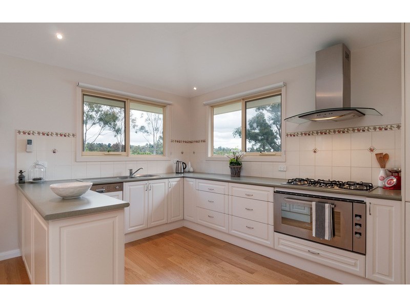 34 Warburton Highway, Lilydale VIC 3140