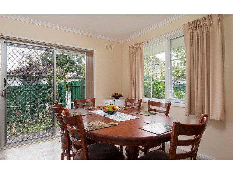 8 George Street, Wandin North VIC 3139