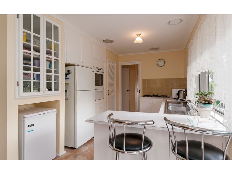 8 George Street, Wandin North VIC 3139
