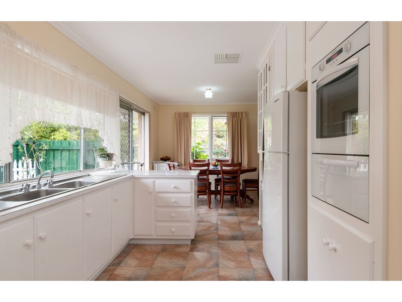 8 George Street, Wandin North VIC 3139