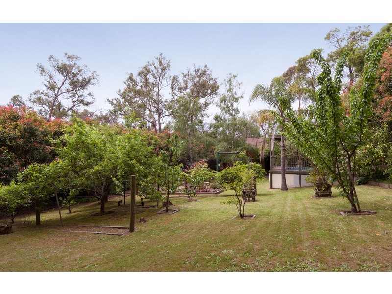 25-27 Heath Avenue, Mount Evelyn VIC 3796