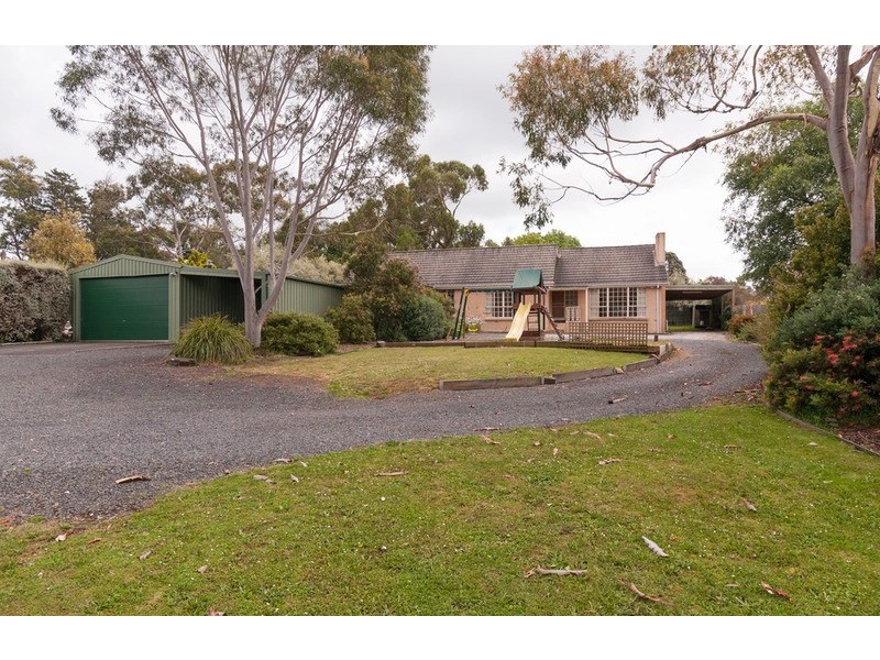 5 Fernhill Road, Mount Evelyn VIC 3796