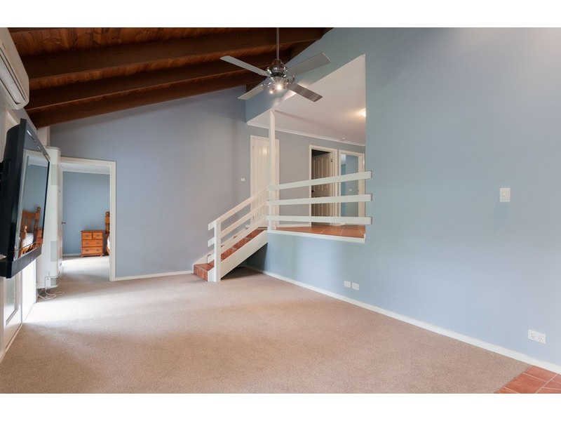 7 Braeside Drive, Launching Place VIC 3139