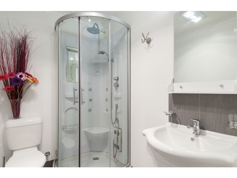 7 Braeside Drive, Launching Place VIC 3139