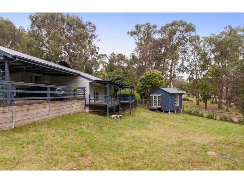 7 Braeside Drive, Launching Place VIC 3139