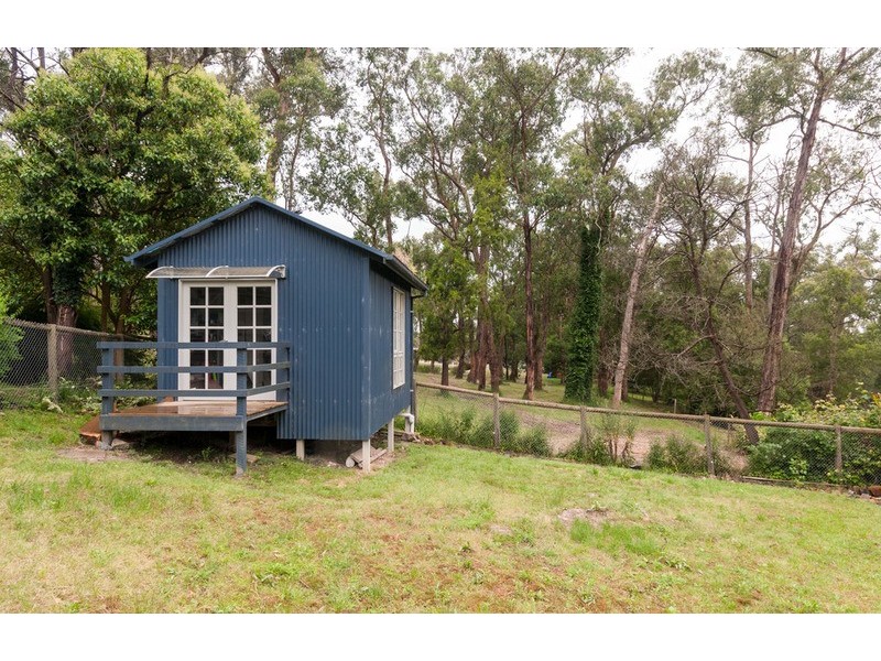 7 Braeside Drive, Launching Place VIC 3139