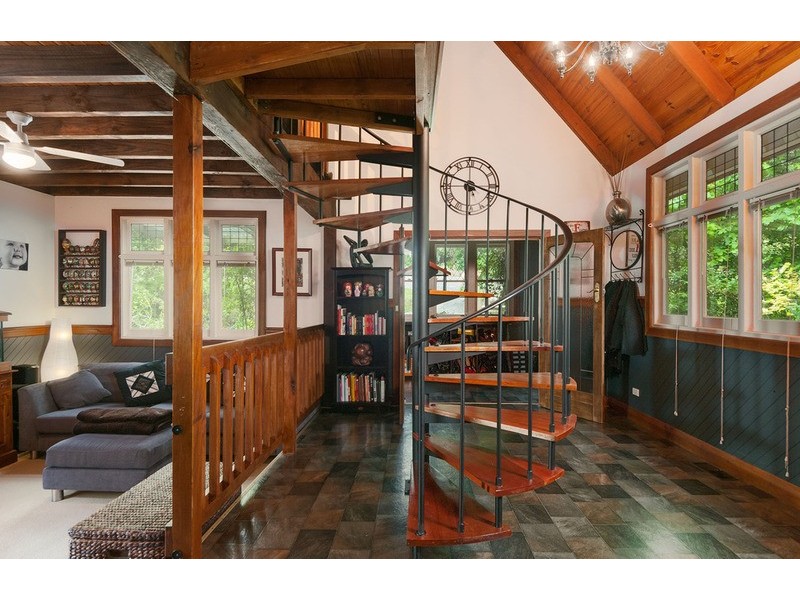 16 Borang Avenue, Mount Evelyn VIC 3796