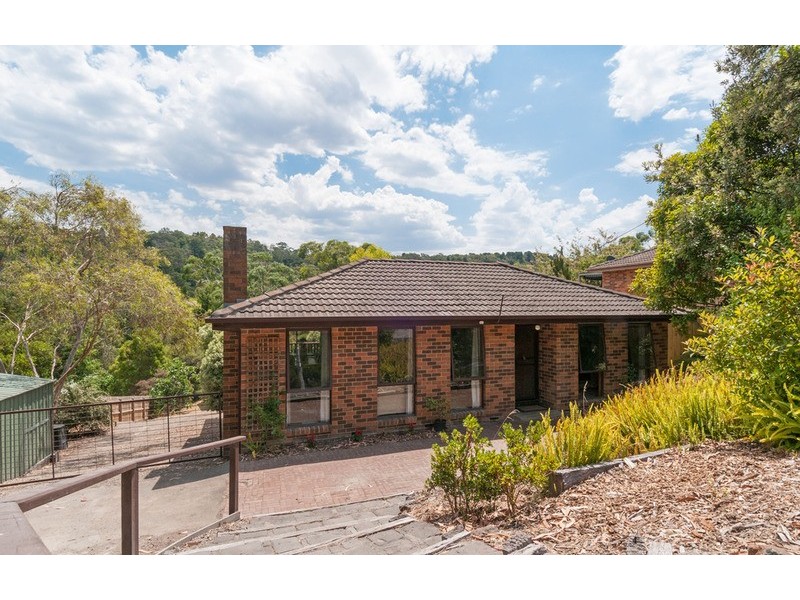 121  Commercial Road, Mount Evelyn VIC 3796