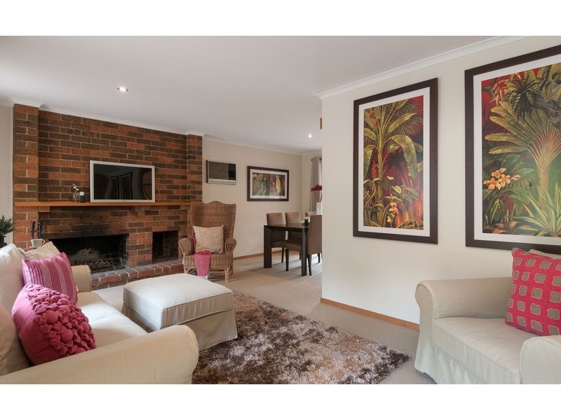 121  Commercial Road, Mount Evelyn VIC 3796