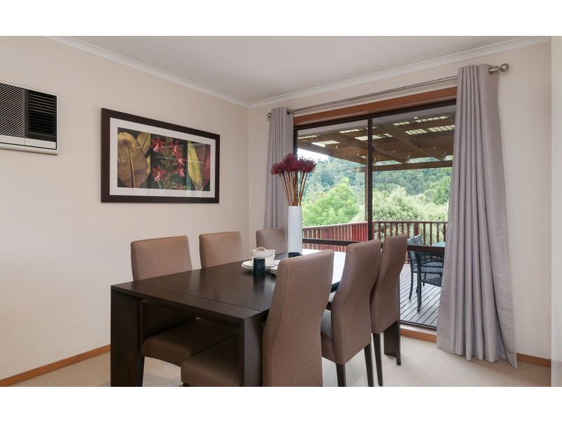 121  Commercial Road, Mount Evelyn VIC 3796