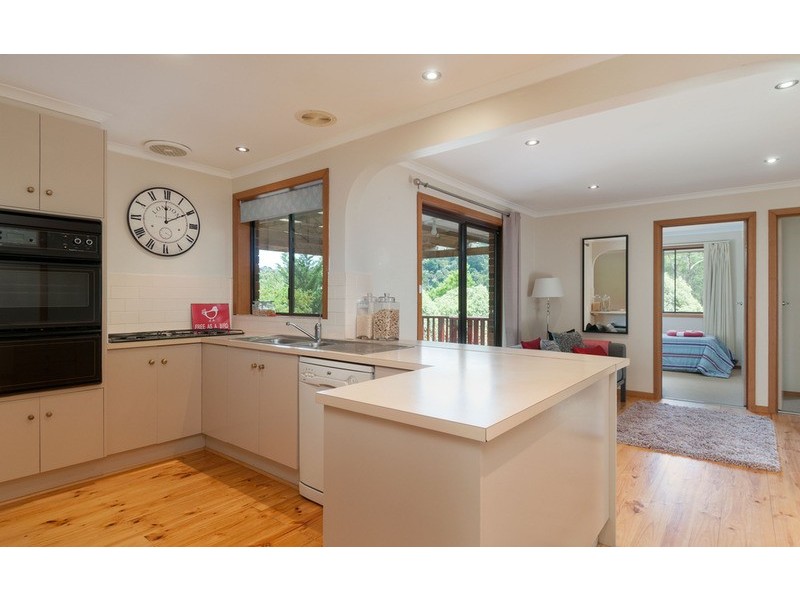 121  Commercial Road, Mount Evelyn VIC 3796