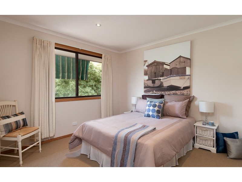 121  Commercial Road, Mount Evelyn VIC 3796