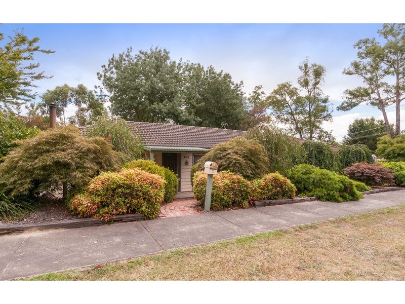 34 Tainton Street, Wandin North VIC 3139