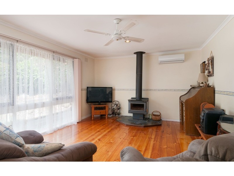 34 Tainton Street, Wandin North VIC 3139