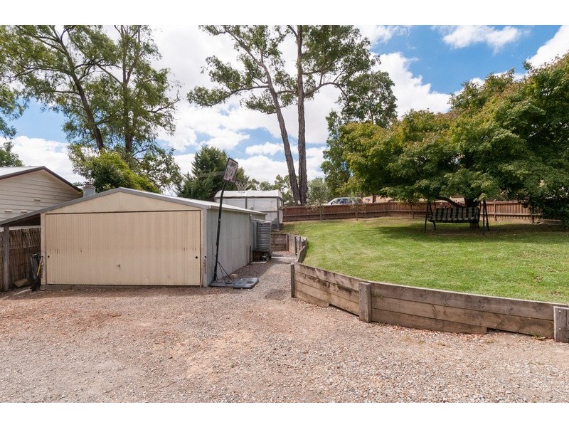 34 Tainton Street, Wandin North VIC 3139