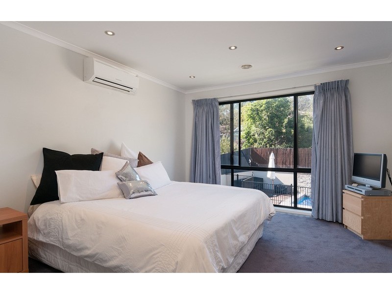 3 Regency Terrace, Warranwood VIC 3134