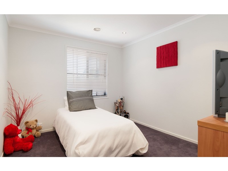 3 Regency Terrace, Warranwood VIC 3134