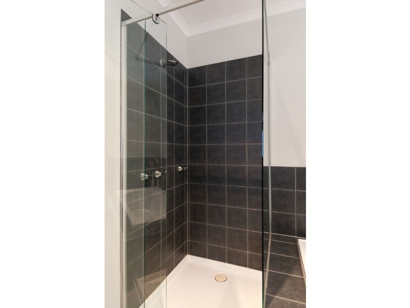 3 Regency Terrace, Warranwood VIC 3134