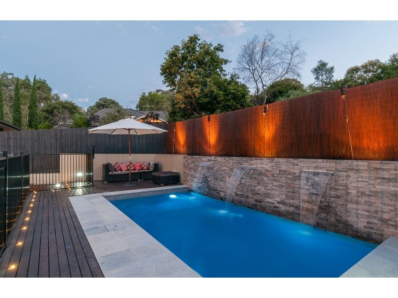 3 Regency Terrace, Warranwood VIC 3134