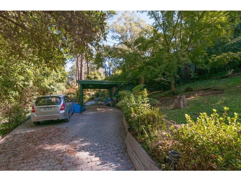 24 Joy  Avenue, Mount Evelyn VIC 3796