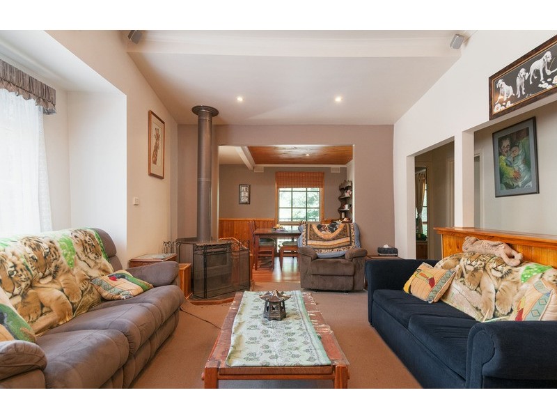 120 Monbulk  Road, Mount Evelyn VIC 3796