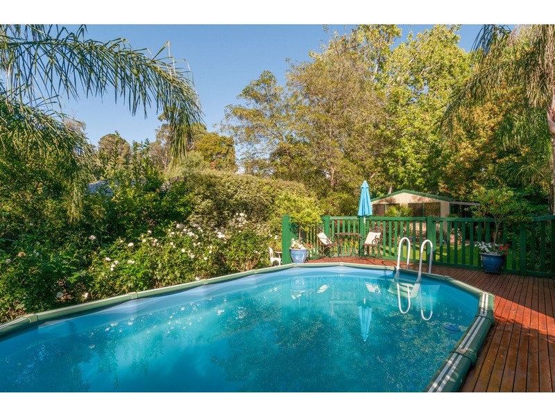 11 Heath Avenue, Mount Evelyn VIC 3796