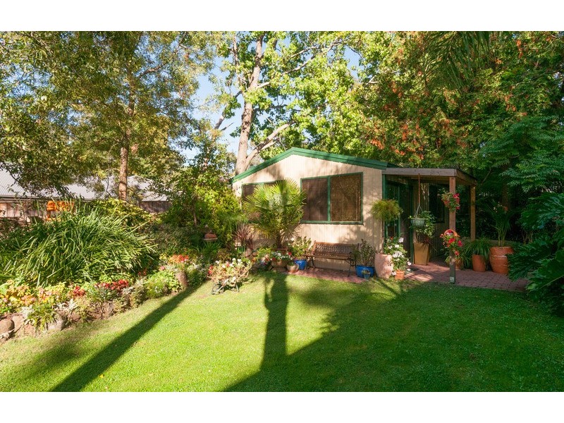 11 Heath Avenue, Mount Evelyn VIC 3796