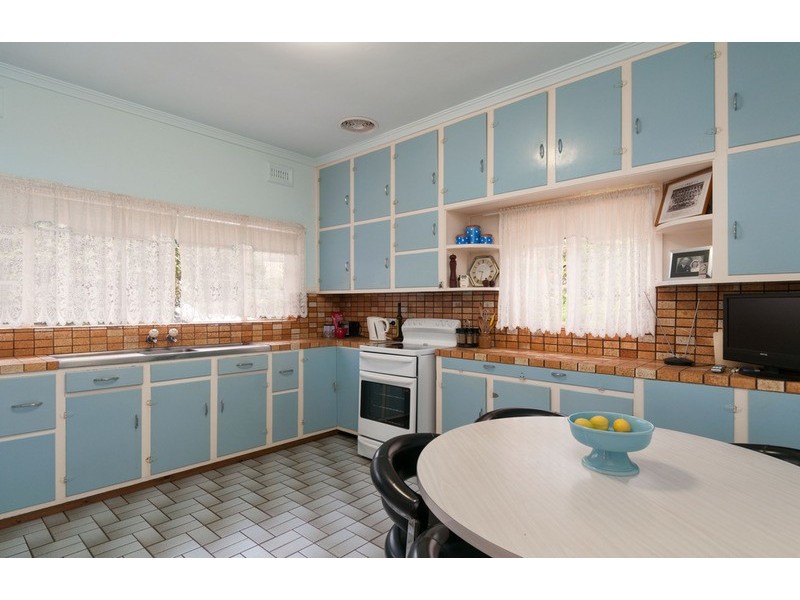 42 Hunter Road, Wandin North VIC 3139