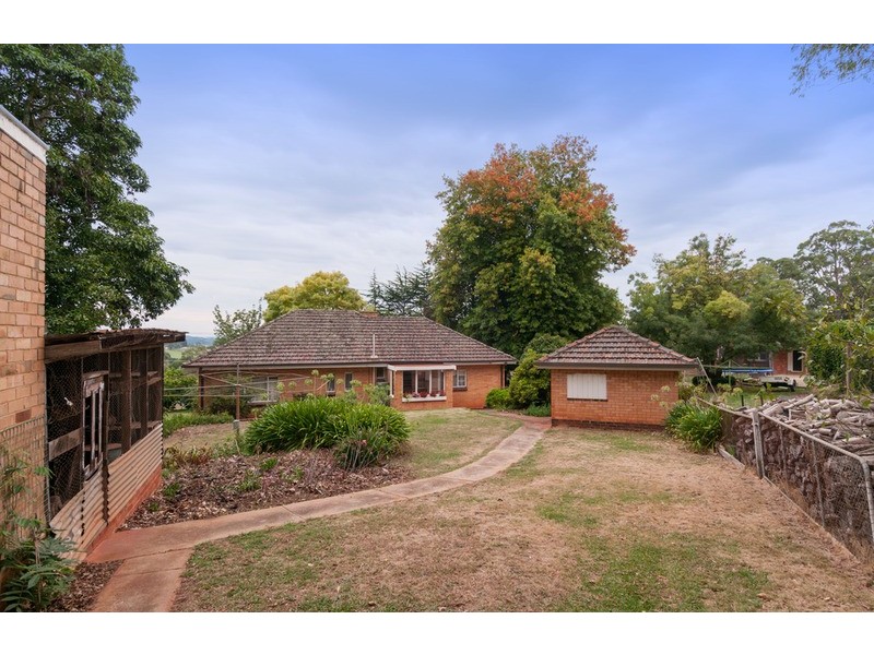 42 Hunter Road, Wandin North VIC 3139