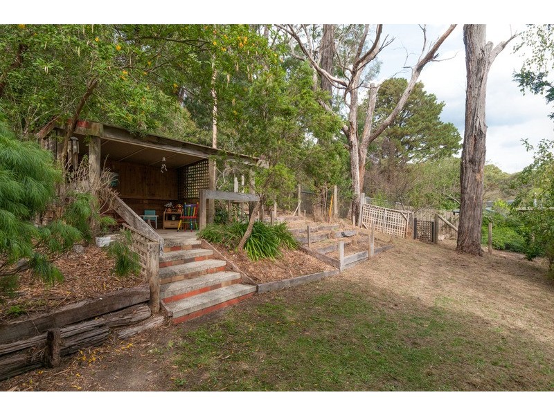 9  Borang Avenue, Mount Evelyn VIC 3796