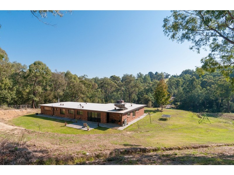 35 Phillip Road, Woori Yallock VIC 3139