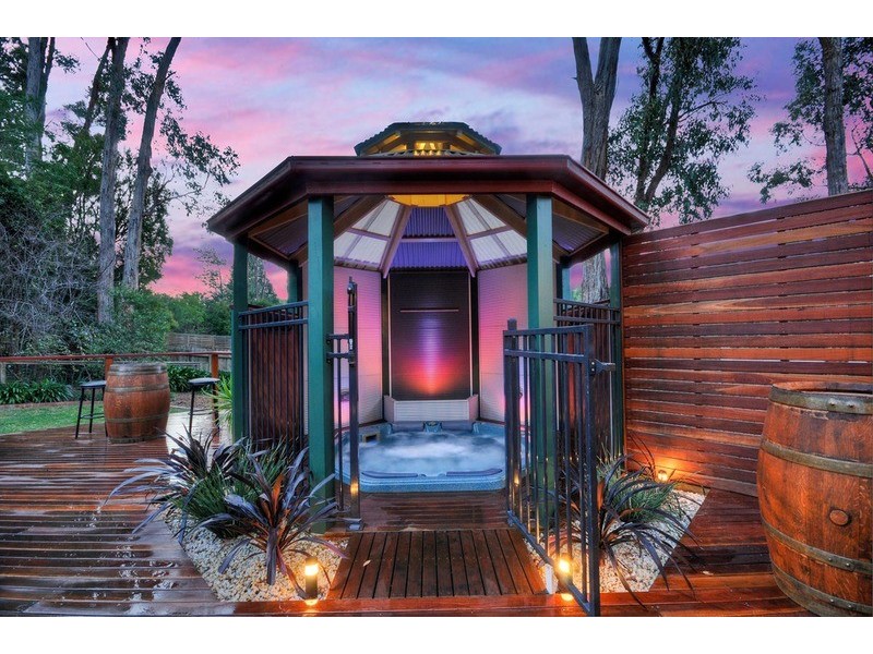 37 Rangeview Road, Mount Evelyn VIC 3796