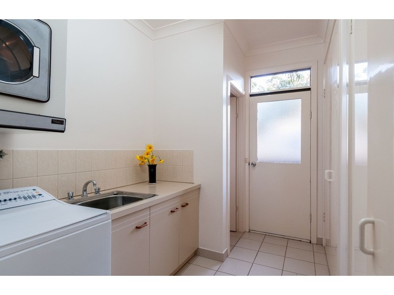 12 Rowe Street, Montrose VIC 3765