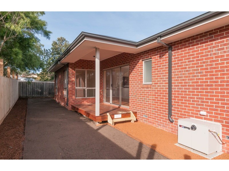 1&2/17 Marna Street, Healesville VIC 3777